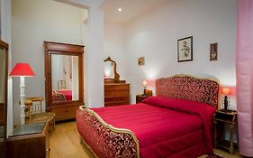 Florence Vintage Apartments